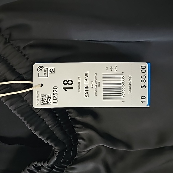 ●●ADIDAS WIDE LEG TRACK PANTS●● - Picture 5 of 10